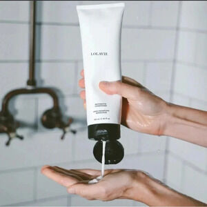Lolavie Restorative Conditioner